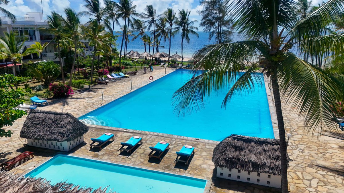 PeterMu36471206's tweet photo. 🔥Bookings going-on for affordable Airbnbs in Nairobi Msa Diani Nakuru Naivasha and Nanyuki 
If interested kindly dm📞0713982715

#WamatangiAkoGround music mosocho
#SHAAmbulance luhya pangani
#mulembequits Linda mwananchi kiambu ruto tosha https://t.co/56lKKhrEj1