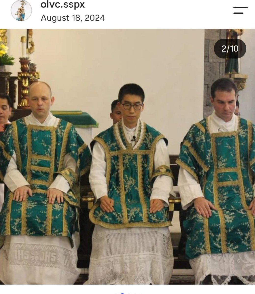 tradcath4life's tweet photo. Lihat pake bola mata, kalo white supremacy ngapain nerima orang non kulit putih jadi imamnya mereka?? https://t.co/hWgzbs2NZi
