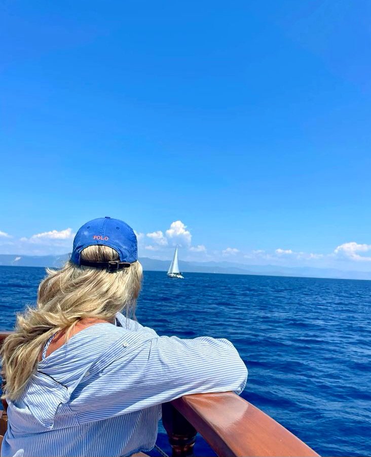 Elonova2003's tweet photo. 🫶✨️🩵✨️🌊☀️🌊✨️🩵✨️🫶 AT SEA  I LEARNED HOW LITTLE A PERSON NEEDS, NOT HOW MUCH 🫶✨️🩵✨️🌊☀️🌊✨️🩵✨️🫶 https://t.co/7qMMbf0UIf