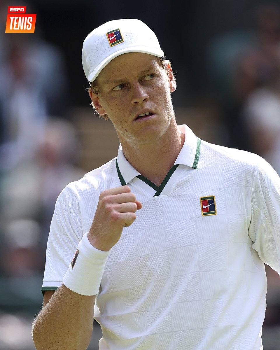 ESPNtenis's tweet photo. LA MISIÓN CONTINÚA. 🤖

🇮🇹 Sinner firmó otro sólido triunfo, esta vez ante 🇺🇸 Brooksby por 6-4, 6-3 y 6-4, y avanzó a los octavos de final de #Wimbledon.

🔜 Mochizuki será su próximo desafío en la defensa del título. https://t.co/eRGrxh1iI3