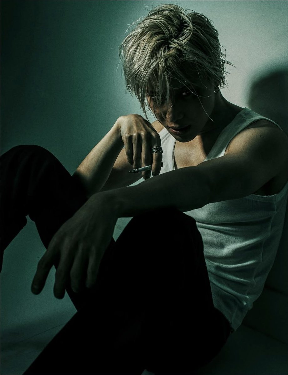 5HINeeByTori's tweet photo. Damon Baker outdid himself 😩

#Taemin https://t.co/gGRocxU6vd