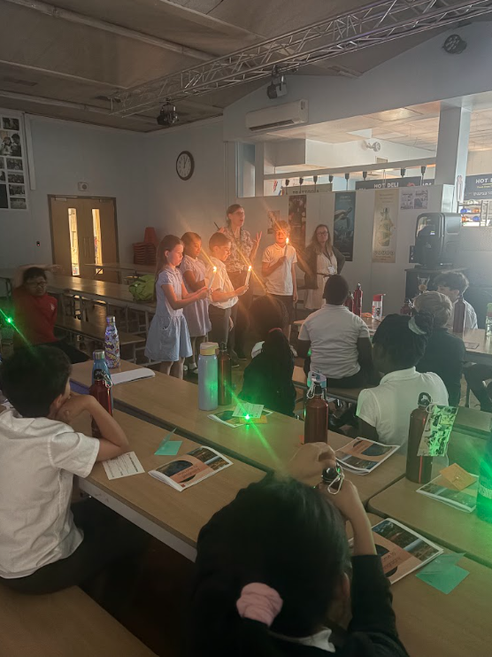 stjameschbarnet's tweet photo. 🏫🌟 A big thank you to St Joseph's Primary School for coming to visit us for a taster day! We hope you enjoyed your visit and got a great insight into what life at St James' is like. We loved welcoming you and hope to see you again soon!
#StJames #Barnet #Edgware #Finchley https://t.co/Y18XgPrQKk