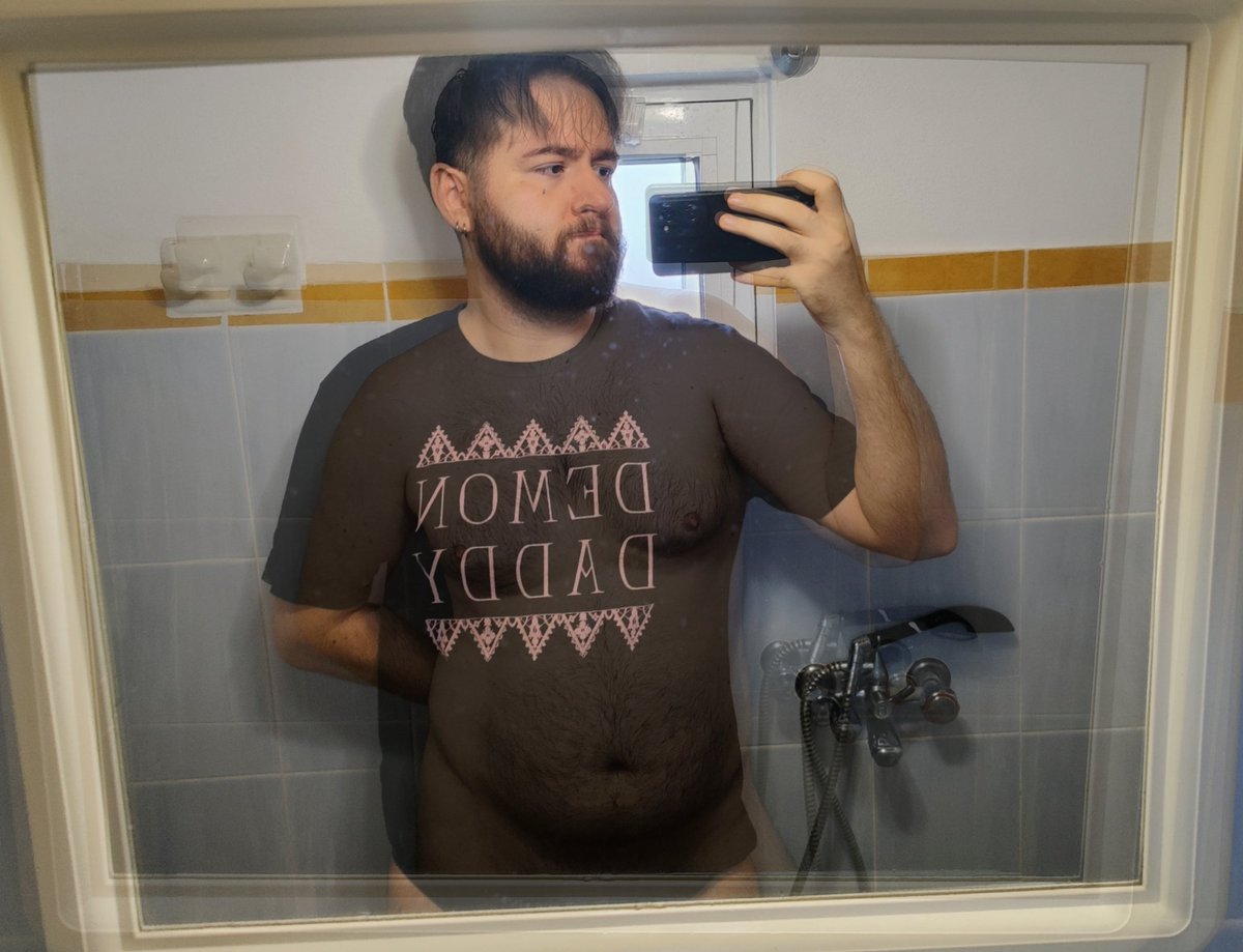 youryoki's tweet photo. something fun for #fatboyfriday https://t.co/nXG9oseHhm
