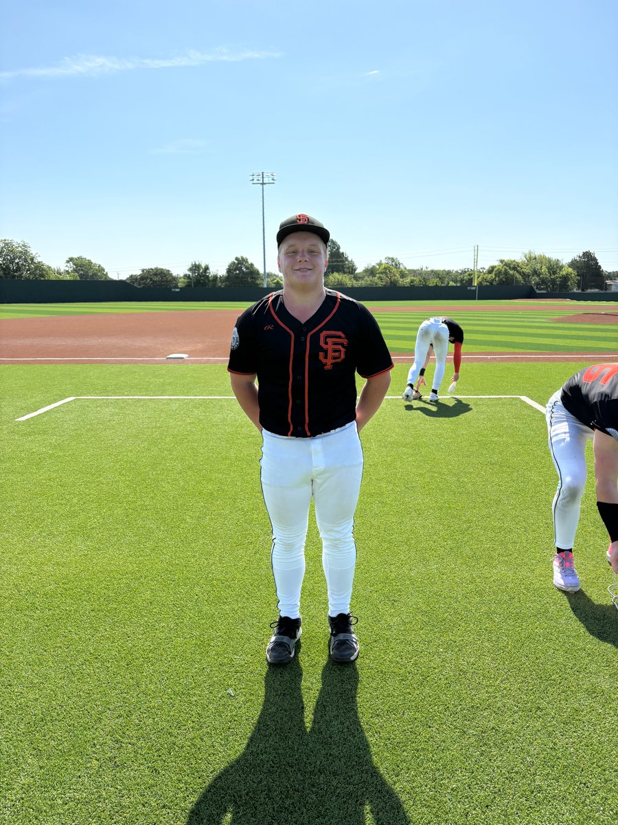 FiveToolTexas's tweet photo. #FiveToolClubLeague F: @HPBArecruiting ‘ 29 San Francisco Giants Scout Team 8, Twin Cities Baseball Club 15u Scout 0
PoG: @brooksdjacob 3-3, 2B, 3 RBI
Hitter: @mason_knott5 3-3, 2 RBI
Pitcher:@robertsjac54821  4 IP, 5K, 0 ER, 2H https://t.co/31UHr7I4lN