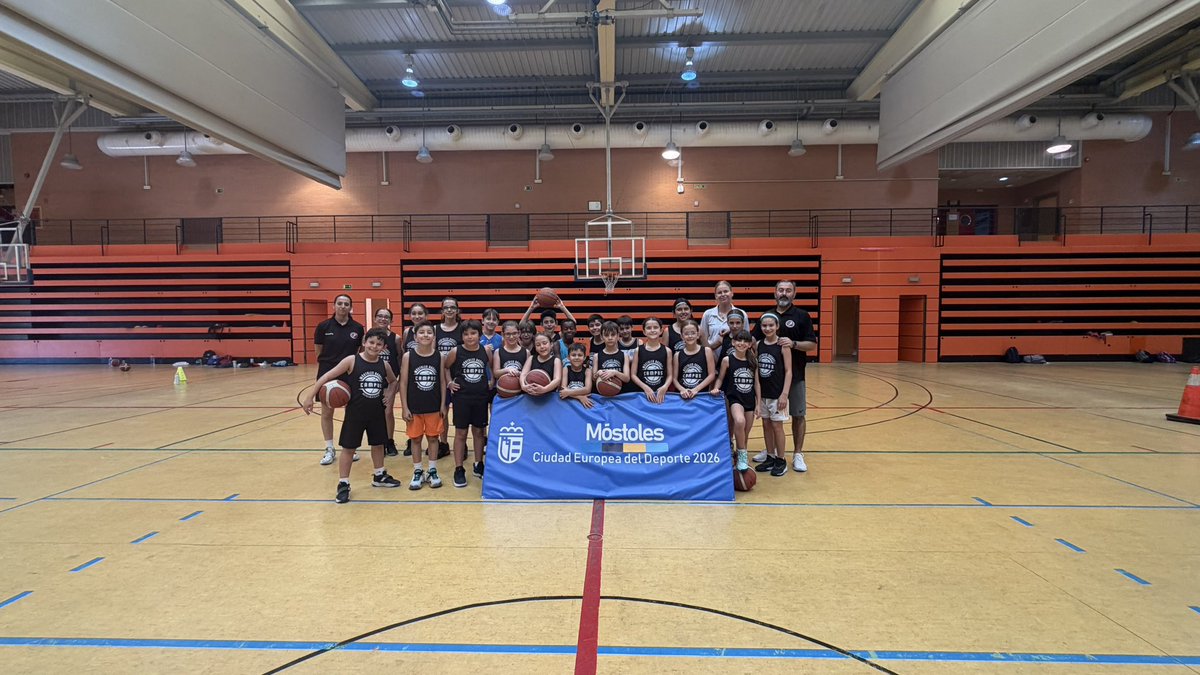 MostolesBasket's tweet photo. Acaba II turno del II Campus Minibasket con 22 participantes desde 2019 a 2014.

Mucho trabajo, ilusión y ganas de aprender baloncesto siempre dentro de un buen ambiente deportivo.

Con esto acaba la temporada 2025/26. Preparando ya la 2026/27.

@AytoMostoles @deportesmost https://t.co/iOV1FhMOS7