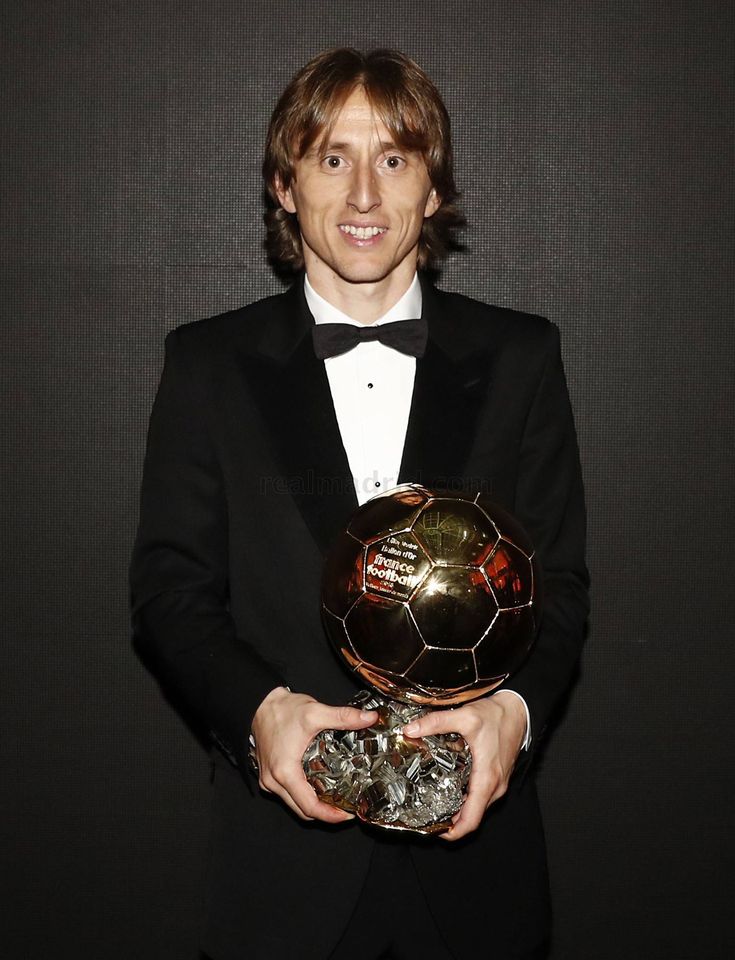 Mohammed2806581's tweet photo. Thank you, Luka Modrić, for every pass, every battle, and every moment of magic. You proved that greatness isn't measured by height or speed, but by heart, vision, and class.
The World Cup won't feel the same without you. A true legend forever. 🇭🇷🤍 https://t.co/wwUhOgk2qY