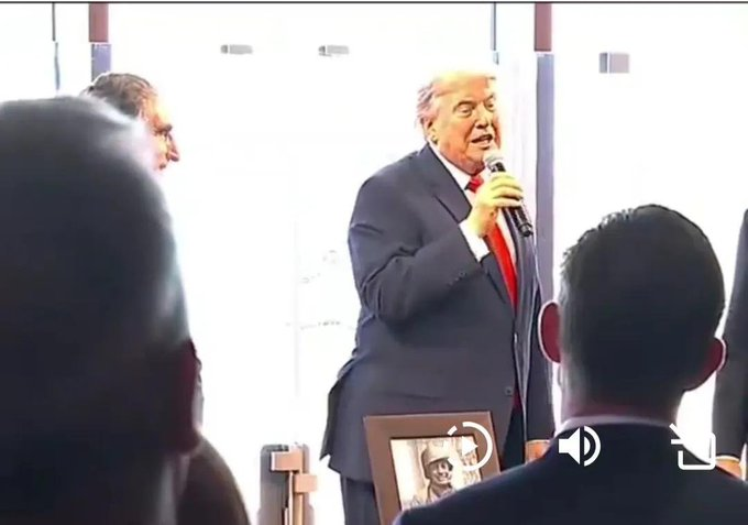Damaan4u33's tweet photo. Damn, he's HUGE! Trump must be eating the cats and dogs at Mar-a-Lago! 🤣 https://t.co/baT669PqlK