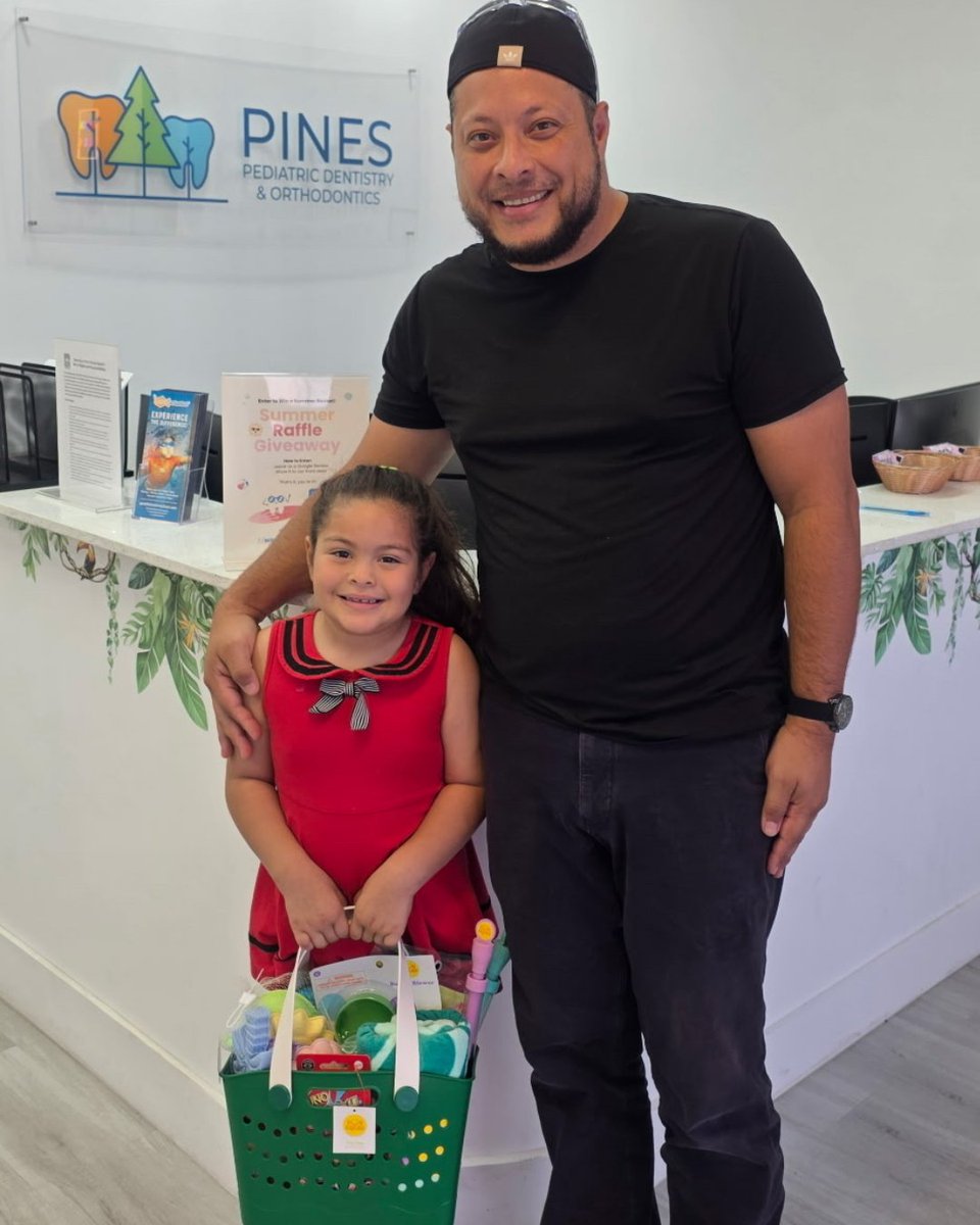 PinesPDO's tweet photo. 🎉 Congratulations to one of our contest winners from our Miramar office! 🏆🎁

Thank you to everyone who participated—we love making every visit a little more exciting! 💙 Keep an eye on our page because you never know what fun contest or giveaway is coming next. 😉✨ https://t.co/zxLZVGPble