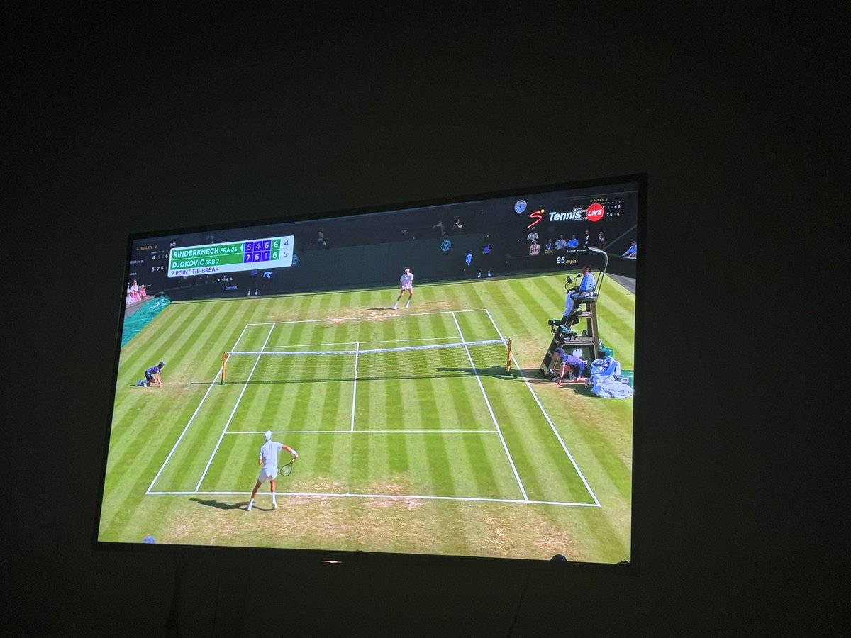 Tohroh_'s tweet photo. Djoko!!! https://t.co/OsfmVlNXpX