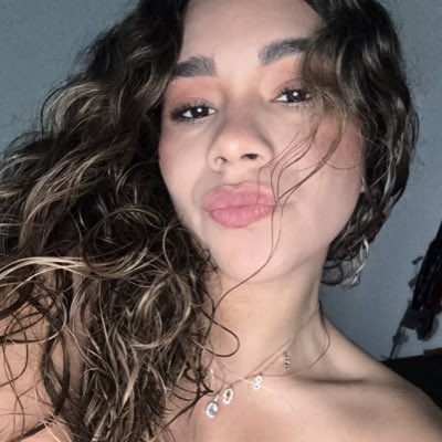 dannahdzl's tweet photo. #NuevaFotoDePerfil https://t.co/ZU1pWSF1qE
