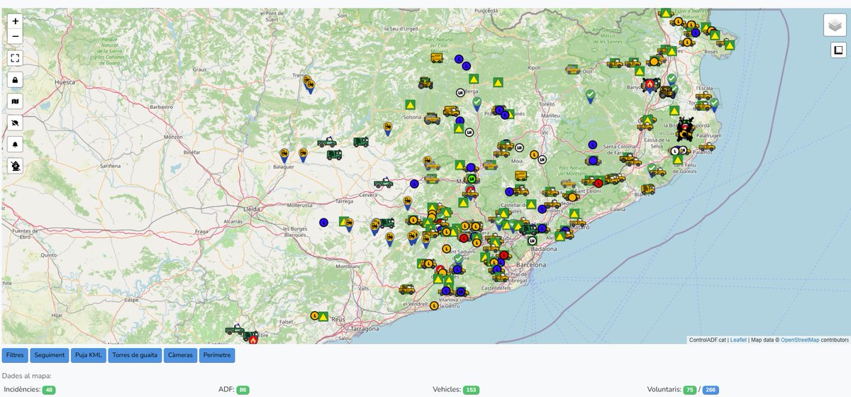 sfadfcat's tweet photo. Quan el territori ho necessita, la coordinació ho és tot.

Les @adfcat i els @agentsruralscat treballem conjuntament per reforçar la vigilància i la prevenció davant una situació especialment complexa. La suma d'esforços ens permet protegir millor els nostres boscos i les persones. 

Un total de 266 voluntaris i voluntàries i 153 vehicles de les ADF estem desplegats al territori reforçant les tasques de prevenció, vigilància i suport per protegir els nostres boscos i les persones.🌲🚒

#adfcat #incendis #somADF #somterritori