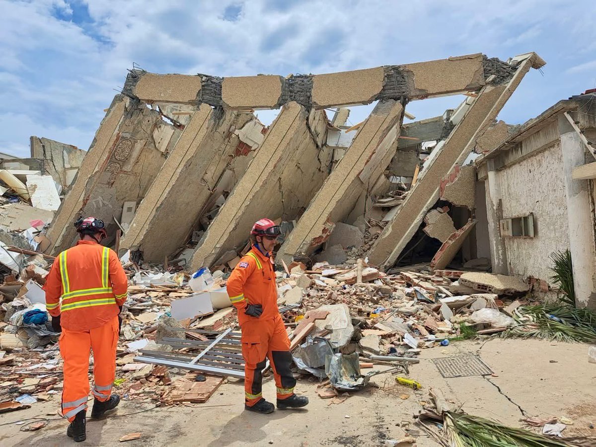 fire_scotISAR's tweet photo. Three of our personnel are continuing search and rescue operations in Venezuela as part of the UK ISAR response. Working alongside colleagues from across the UK and around the world, they're showing outstanding dedication, resilience and teamwork in the face of immense challenges https://t.co/xBJOQRo2Pq