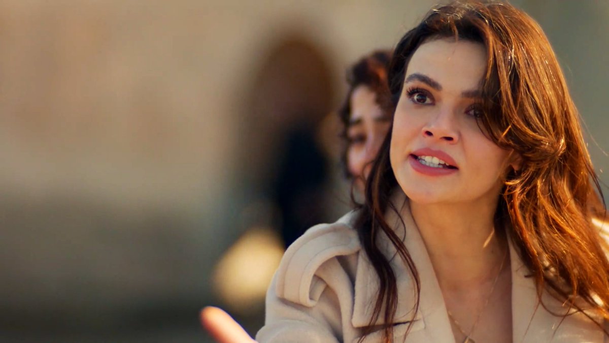vsproductionn's tweet photo. “Sono la moglie di Cihan Albora”
La prima volta che glielo ha sentito dire ad alta voce,la prima volta che lei si è sentita davvero tale. L'emozione negli occhi di lui.🥹❤️

#FarAway #CihAl https://t.co/dnB1lmrtj6