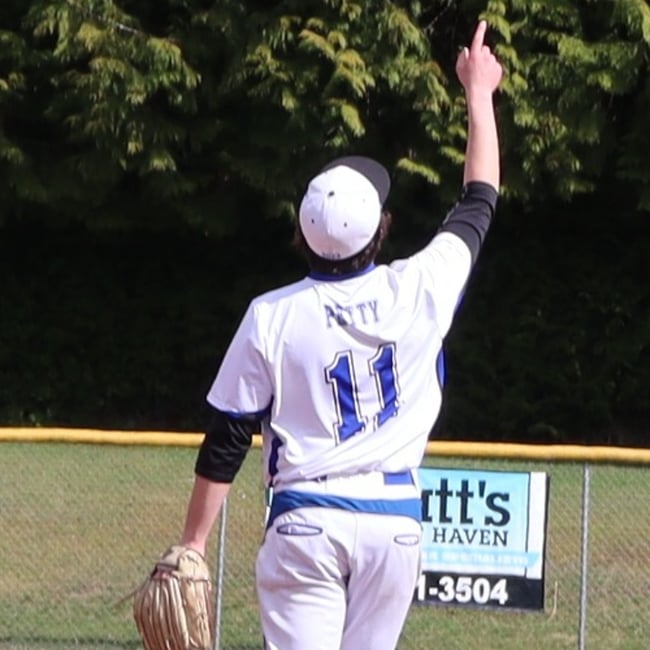 FieldLevelBSB's tweet photo. Liam Petty @Liam_Petty3 commits to Lewis-Clark State College @lcscbaseball

View the commitment on @FieldLevel:
https://t.co/OOKBQPxReO

 @chemekbaseball #committed #baseball https://t.co/acsG0Ved2o