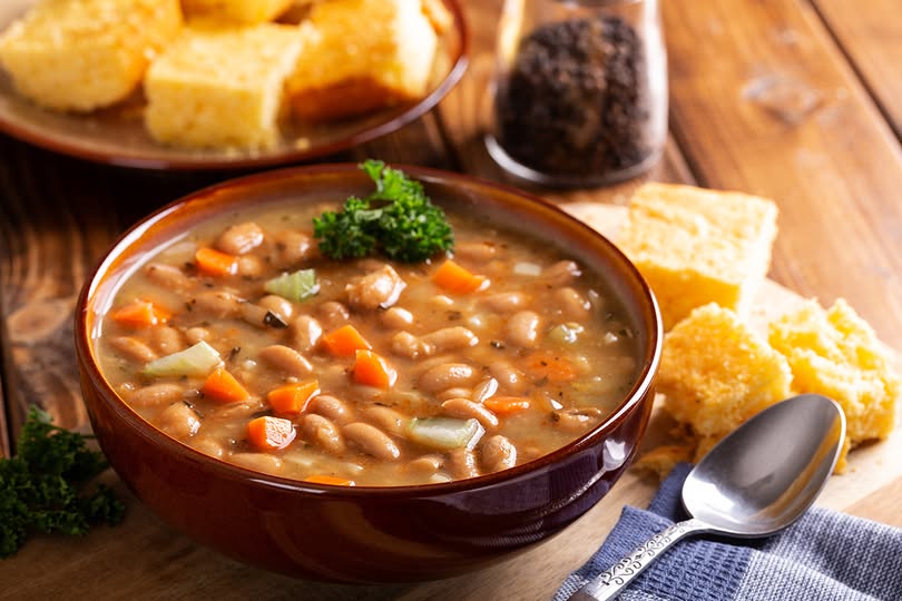 TabSoup's tweet photo. Celebrate Eat Beans Day with a hearty, flavorful bowl of Tabatchnick soup.
#soups #Soupday #souper https://t.co/hHHfVNmMeF