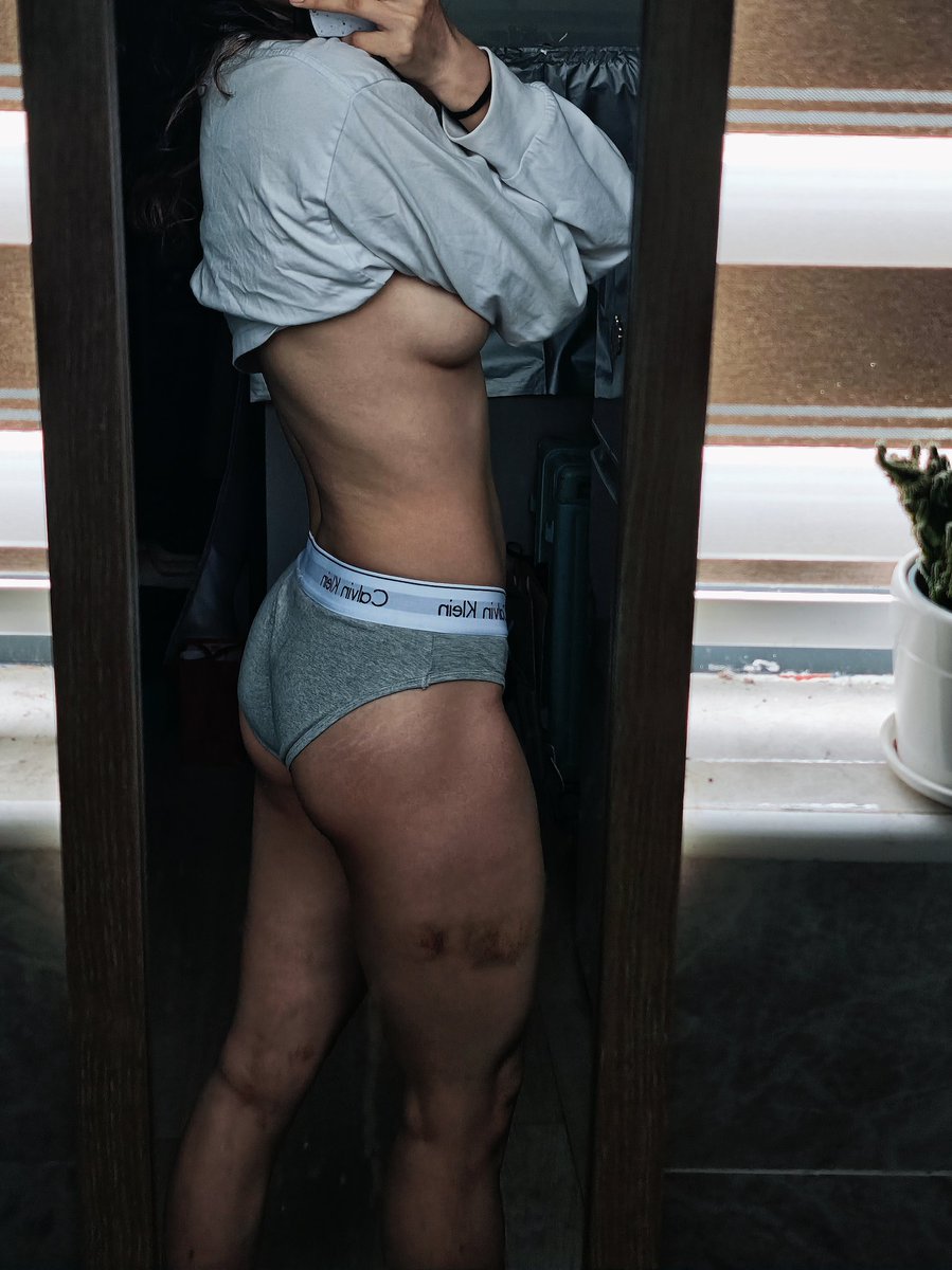 Mark1521675's tweet photo. 《女-加急匹配》：女体育生！  

以前是练田径的 毕业以后一直健身2年  

性欲强 喜欢玩多人 双性恋 有女伴！想再找个男盆友

联系方式 : https://t.co/pMX3MmIE8U
获取真实生活照: https://t.co/xN3GgnBv5G https://t.co/Ge7Gd26FXY