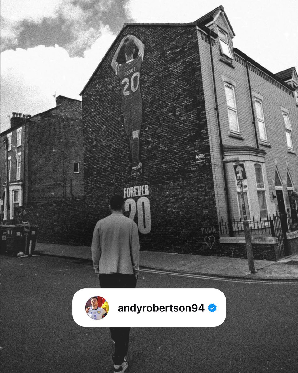 LFC tweet picture