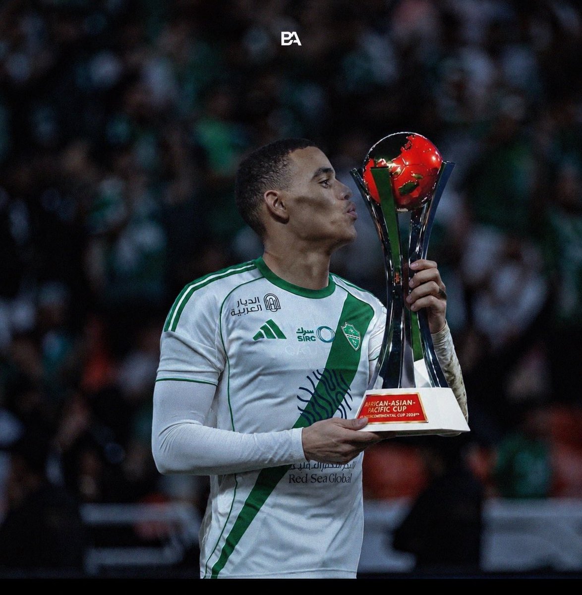 s_v_z01's tweet photo. والله مغري بشكل مو طبيعي 💚💚💚💚#GreenwoodToAlAhli https://t.co/CrbKRz6llw