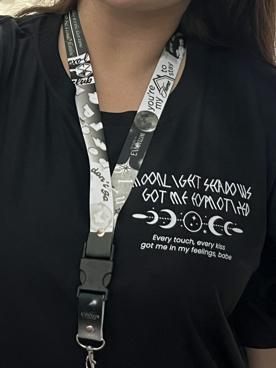 PackerGirlies's tweet photo. Day 1 and Day 2 Dress Code ft. our Lanyard blends in~ 

we still have stocks left! form is still open so grab your lanyard for an additional ootd fits! 👀❤️ https://t.co/sM8DgXOdMi