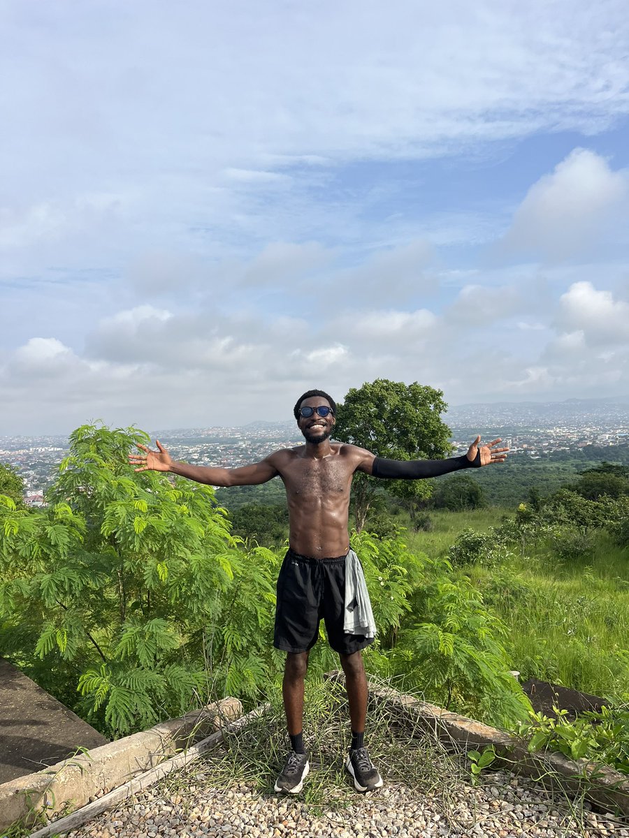 Pk_Gyamfi's tweet photo. This might be the best experience I have had by far. Every step was filled with joy and a sprinkle of suffering 😆 

#runningmachine 
#runaccra 
#marathontraining https://t.co/x0fjs6CMU8