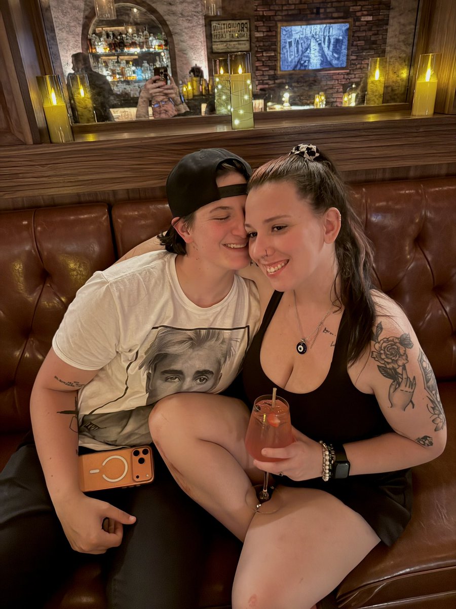 kellboyce's tweet photo. i'm so grateful to have people who care enough to celebrate me🥹🖤 https://t.co/DrFjmBx29A