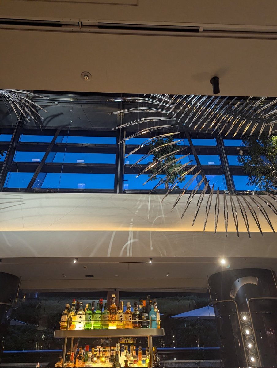 ISAKART's tweet photo. 7/3の午前中は山梨県北杜市のGASBON METABOLISMの施設を見学。
午後からは山梨大学にて「絵画表現」の授業後、山梨県立美術館の「中西夏之　緩やかにみつめるためにいつまでも佇む、装置」のオープニング・セレモニーと内覧会へ。
夜はメルキュール東京日比谷「ラ・セヌ」にて異業種交流会に出席。 https://t.co/yfUIGpZpwC