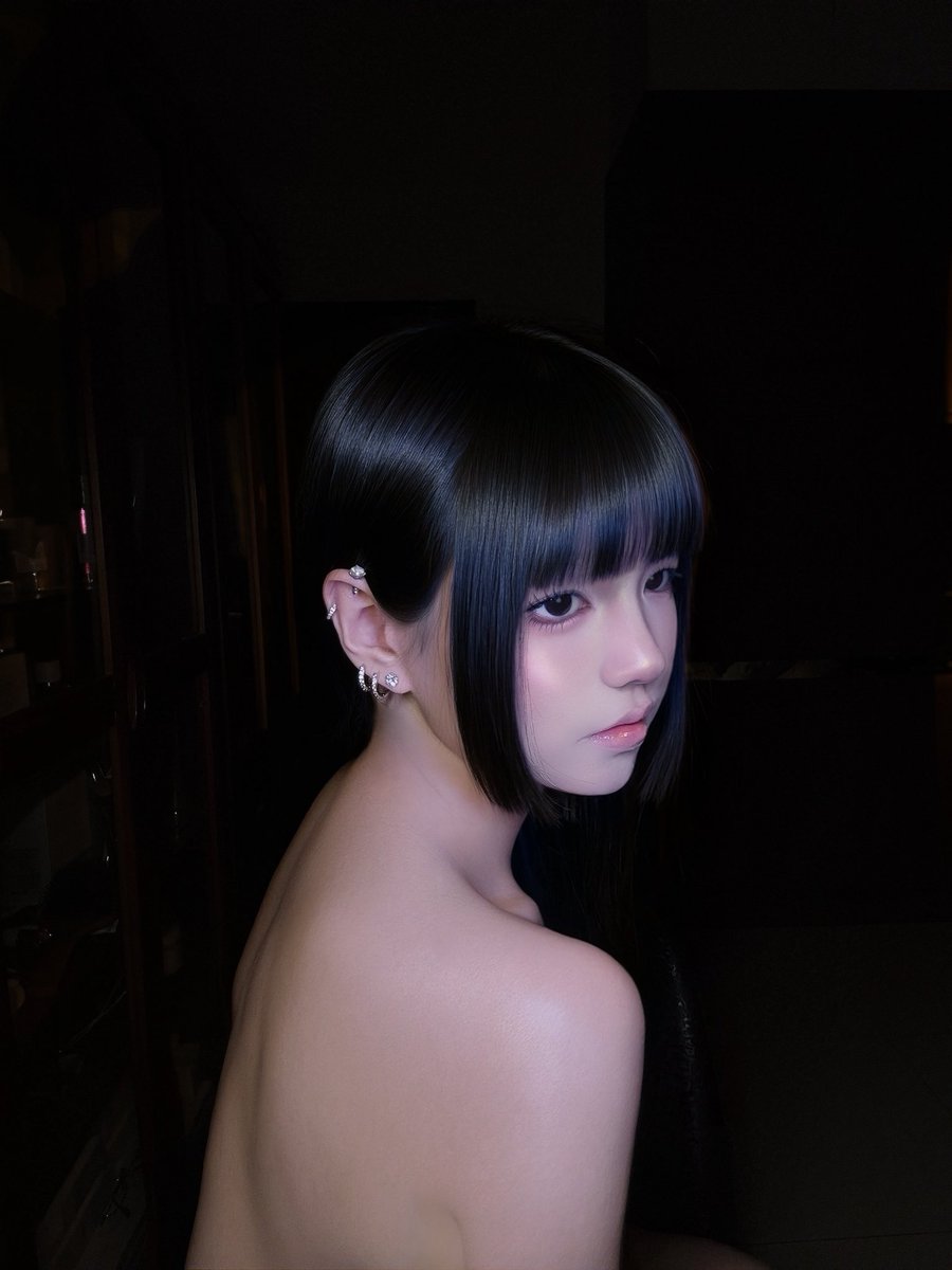 ziweixuu's tweet photo. https://t.co/aTMam31s2o