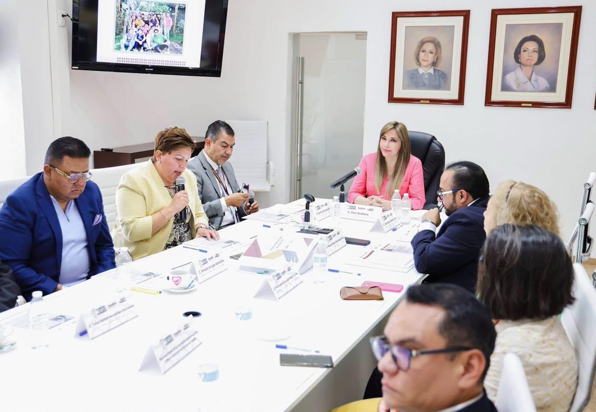 Gob_Puebla's tweet photo. SEDIF impulsa derecho de las infancias a un hogar digno

@armentapuebla_  @DIFGobPue 

https://t.co/EtFnXk3tqZ

#PorAmorAPuebla https://t.co/YalShMPfml