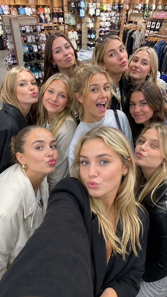 KurdoErgan's tweet photo. Norwegian Girls ❤️ https://t.co/LNKtfYndsd