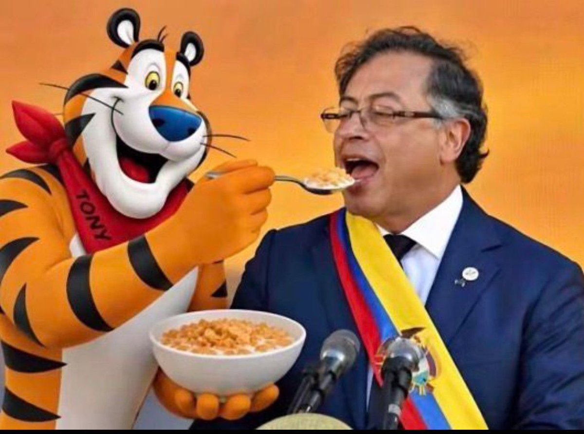 almapartes's tweet photo. @MariaFdaCabal Le tocó bajar la guardia y el hocico como perro regañado xq sabe que frente los EE.UU. perdió la batalla...así como como perfio el país.
 Que pusilánime es Petro ahora sí a llorar s los Olivos https://t.co/9DRGwBOdRw
