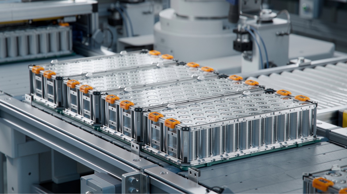 Trinseo's tweet photo. Latex binders make up less than 1% of a Li-ion battery—yet they can have an outsized impact on performance. VOLTABOND™ 211 has demonstrated up to an 18% reduction in DCIR, unlocking faster charging.

Together we power what's next: https://t.co/PiPHEMXR1z
#LatexBinders #Battery https://t.co/5f1XcfgPTr