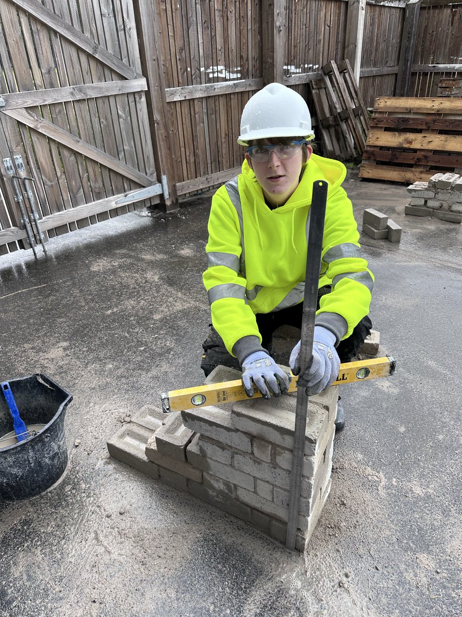 AlnessCdt's tweet photo. S6 Brickwork success! Well done Leon! #teamalness @alnessacademy @AlnessDyw @AlnessArt @AlnessScience @AlnessAcademyPE @AlnessLanguages  @AlnessSupport 
@MurphyGroup1951
@hubNorthScot @kierconstruct @patmunro1945 @morrisonbuilds @EcosystemsT @TheEDTUK https://t.co/zdaN4QrC3g