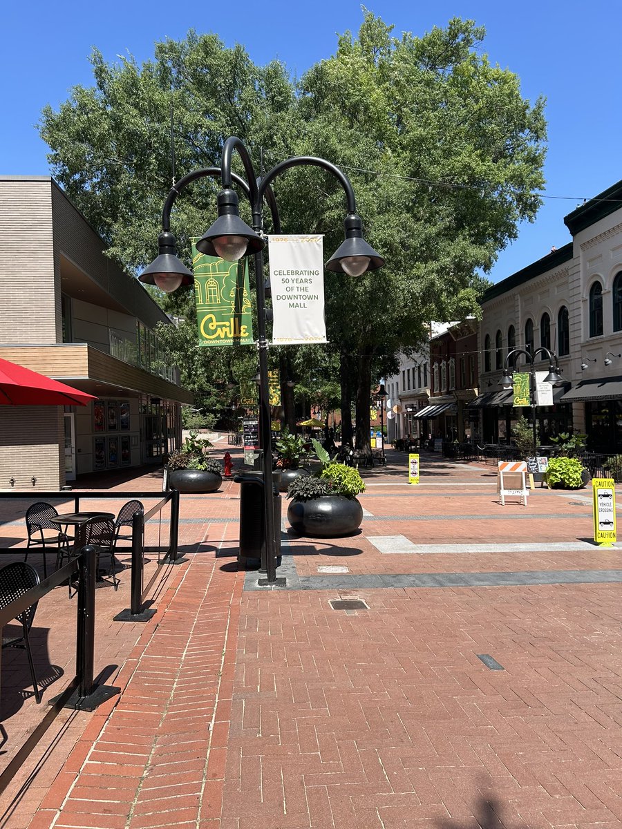 RankeIncognito's tweet photo. Here on the eve of July 4 in Charlottesville, VA, home to Thomas Jefferson and the Declaration of Independence.

There is not a single indication of the day nor of the landmark 250th anniversary. Why? https://t.co/o3VZi3TZbH