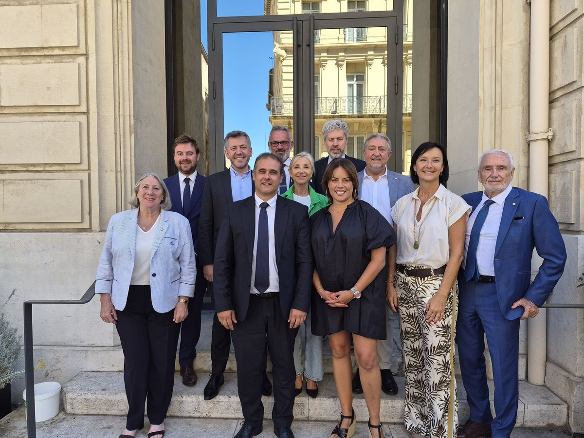 lacaradec's tweet photo. Les sénatoriales préparent le changement ▶️2027 sera décisive.  Le scrutin du 27/9 sera déterminant pour mener  au Sénat les réformes nécessaires pour la 🇫🇷
Merci @eciotti @OlivierFayssat @franckallisio pour leur confiance. Honorée d’être 7e de liste @RNational_off @partiudr https://t.co/lyynlwdfin