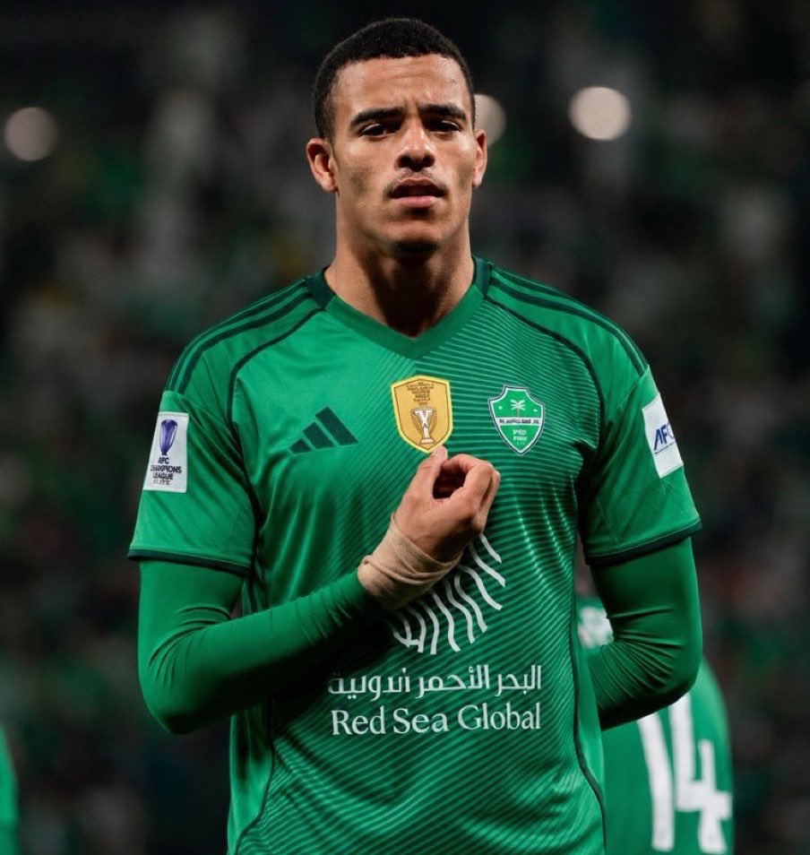 kdzh37's tweet photo. #GreenwoodToAlahli 

صفقة الأرميني وفّرت فيها يا شنقيطي وهي أهم خانة بالفريق ووفّرت راتب محرز ووفّرت راتب كيسيه، سلّم الرواتب في النادي يسمح لك تحط ثقلك في غرينوود حتى لو كانت مطالبه مرتفعة.. الاهلي له حق في هالصفقات الكبيرة https://t.co/7qY2iWyLVd