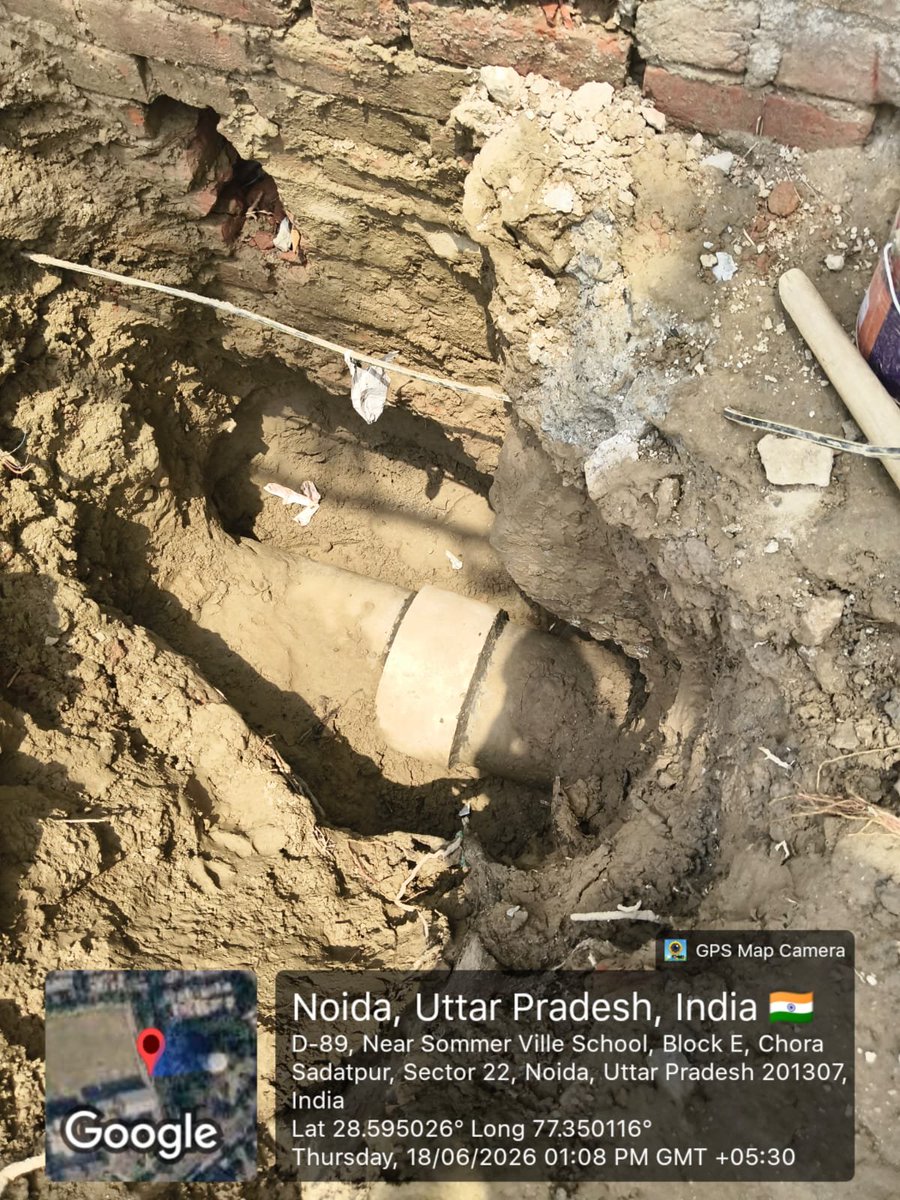 noida_authority's tweet photo. आज दिनांक 3.07.2026 को सेक्टर-22, 41, 71, 73 एवं 82 क्षेत्र की सोसायटियों में जलापूर्ति सम्बंधी शिकायतों पर नौएडा प्राधिकरण के जल विभाग द्वारा त्वरित संज्ञान लेते हुए आवश्यक कार्रवाई की गई। शिकायत प्राप्त होने के उपरांत सम्बंधित क्षेत्रों में लाइन रिपेयर एवं वॉटर पाइपलाइन फ्लशिंग का कार्य कर जलापूर्ति व्यवस्था को सुचारु किया गया है।
नौएडा प्राधिकरण नागरिकों को निर्बाध एवं गुणवत्तापूर्ण पेयजल उपलब्ध कराने के लिए निरंतर प्रतिबद्ध एवं कार्यरत है।

#NoidaAuthority
#WaterSupply
#PublicService
#CitizenFirst #Noida
#WaterManagement