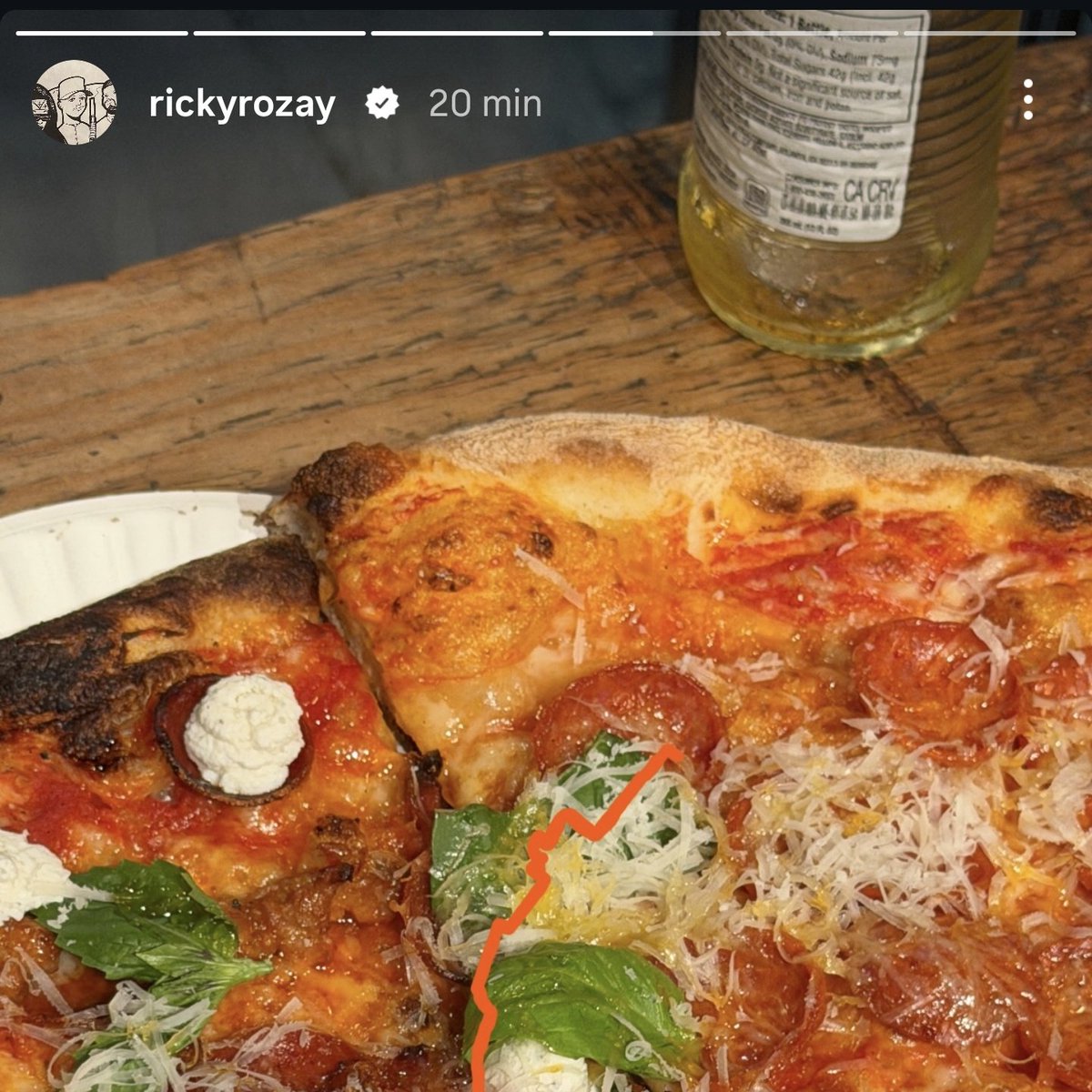 physicallyxweak's tweet photo. Ricky just posted this on his story → he's about to eat a pizza → pizza is italian → who else is Italian? Ariana → Ricky is gonna eat Ariana tonight after tour https://t.co/GrlKyusIsE