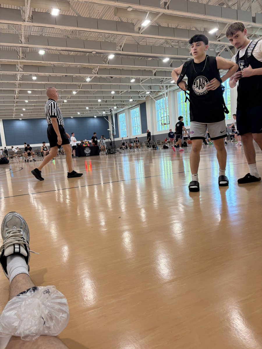 WilsonM25357's tweet photo. All-Academic Camp at Babson was incredible! Got to compete with some great teammates going 5-0 at the camp, learn from insightful speakers, and showcase my skills averaging 11ppg and 2.8 3pm in front of multiple college coaches. https://t.co/rKl3RUVonI