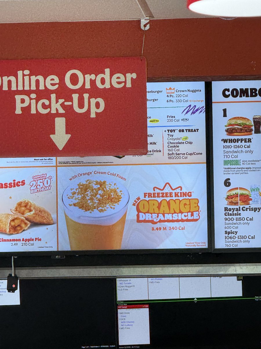 andimattone's tweet photo. Hey @BurgerKing  why advertise this food item if you don’t have it at the location? https://t.co/cZtRZQJEa2