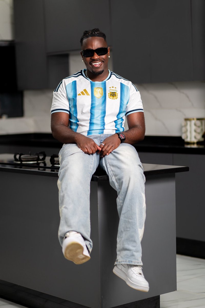 shone_zw's tweet photo. ARGENTINA YANGU MHAI🇦🇷MESSI TO SCORE 4 GOALS🐐🐐🐐🐐 https://t.co/XFiqy1StUA