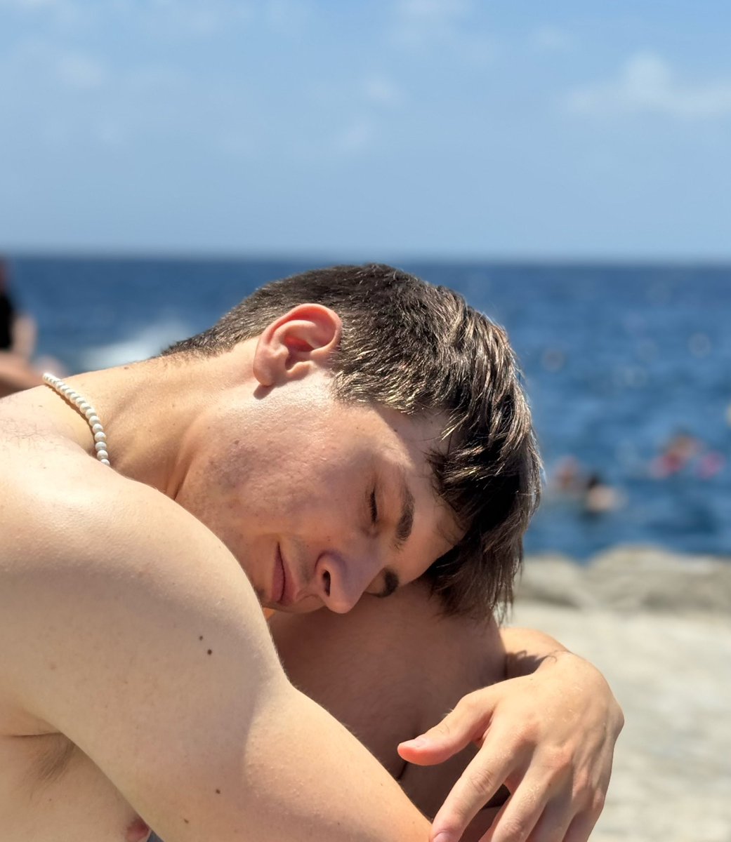itsmacias01's tweet photo. 🌞

#malta #beach
#bluegrotto #maltabeach
#aesthetic #aestheticboy https://t.co/46UQigaV7Y