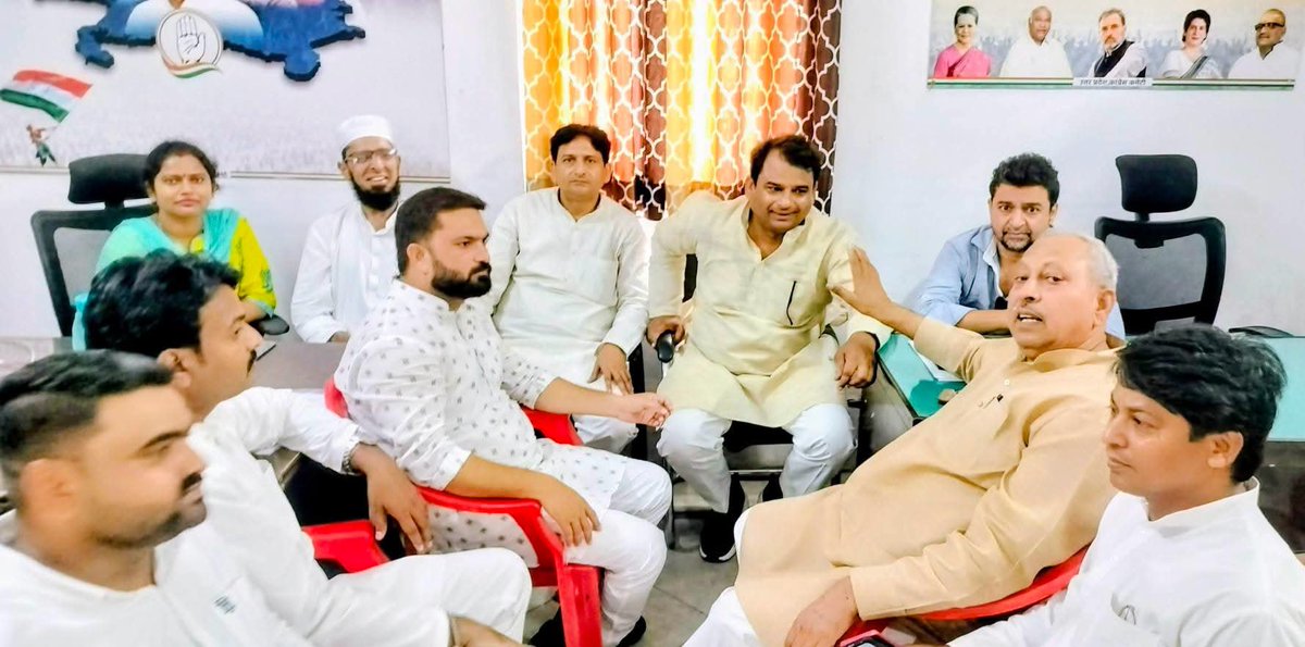 kameshratan's tweet photo. लखनऊ कांग्रेस कार्यालय https://t.co/cKtqS4Uvfz