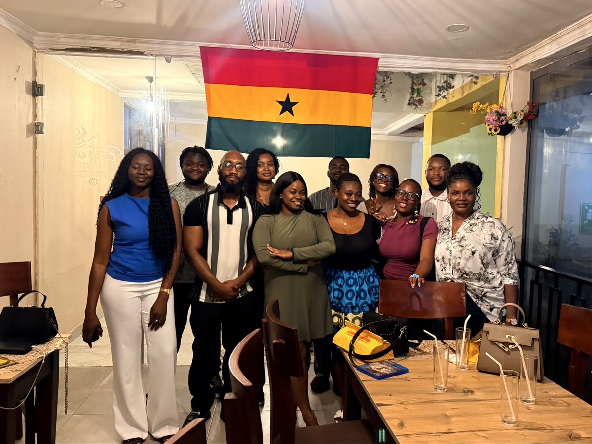 umba_jonathan's tweet photo. A great evening of language exchange, new friendships, and community.

It was a Good experience meeting young people from different Countries 🇬🇭🇨🇩🇹🇩🇬🇦🇫🇷🇧🇯🇧🇫🇬🇳, practicing both English and French, sharing our cultures, and simply enjoying being together. https://t.co/hbSyLJCd2F