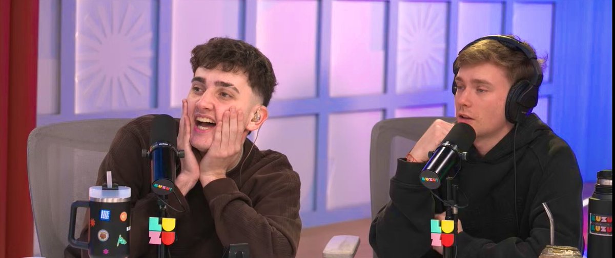 Aqunera95m's tweet photo. El chico de los mil shippeos y el
chico de un único shippeo 🤣
Los que vieron el programa entenderán 🤗
#AntesQueNadie✨
#Agus & #Teo https://t.co/Wp8PkpLXqv