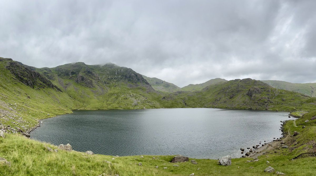 cooldivingdude's tweet photo. A grey day at Levers Water #ConistonFells #LakeDistrictNP https://t.co/KxgvZyIKr5