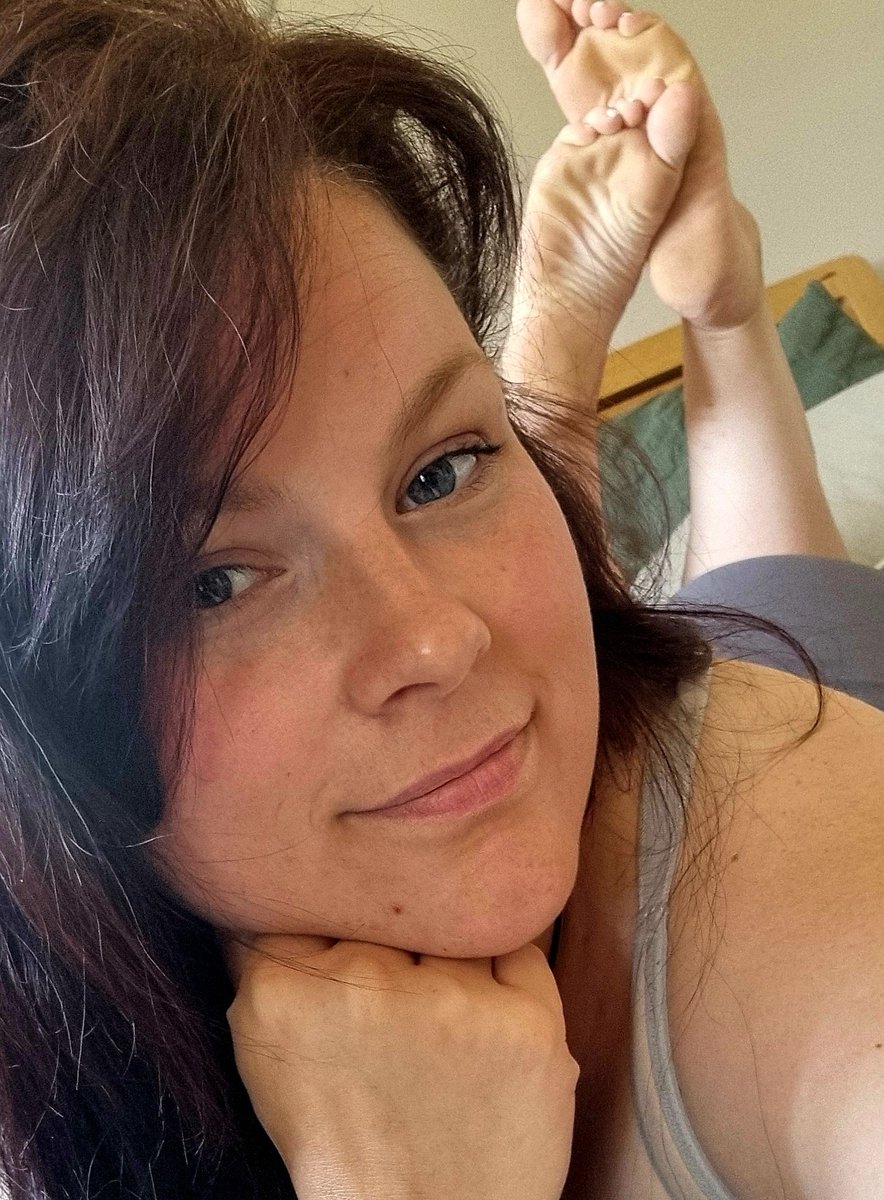 GoddessNeveah's tweet photo. As youre getting ready to go out, remember to make your Goddess happy with a substantial tribute. 
Your dedication is my delight. 

Findom ukfindom ukfeet walkingwallet humanatm humanwallet https://t.co/f2mxpMriIR