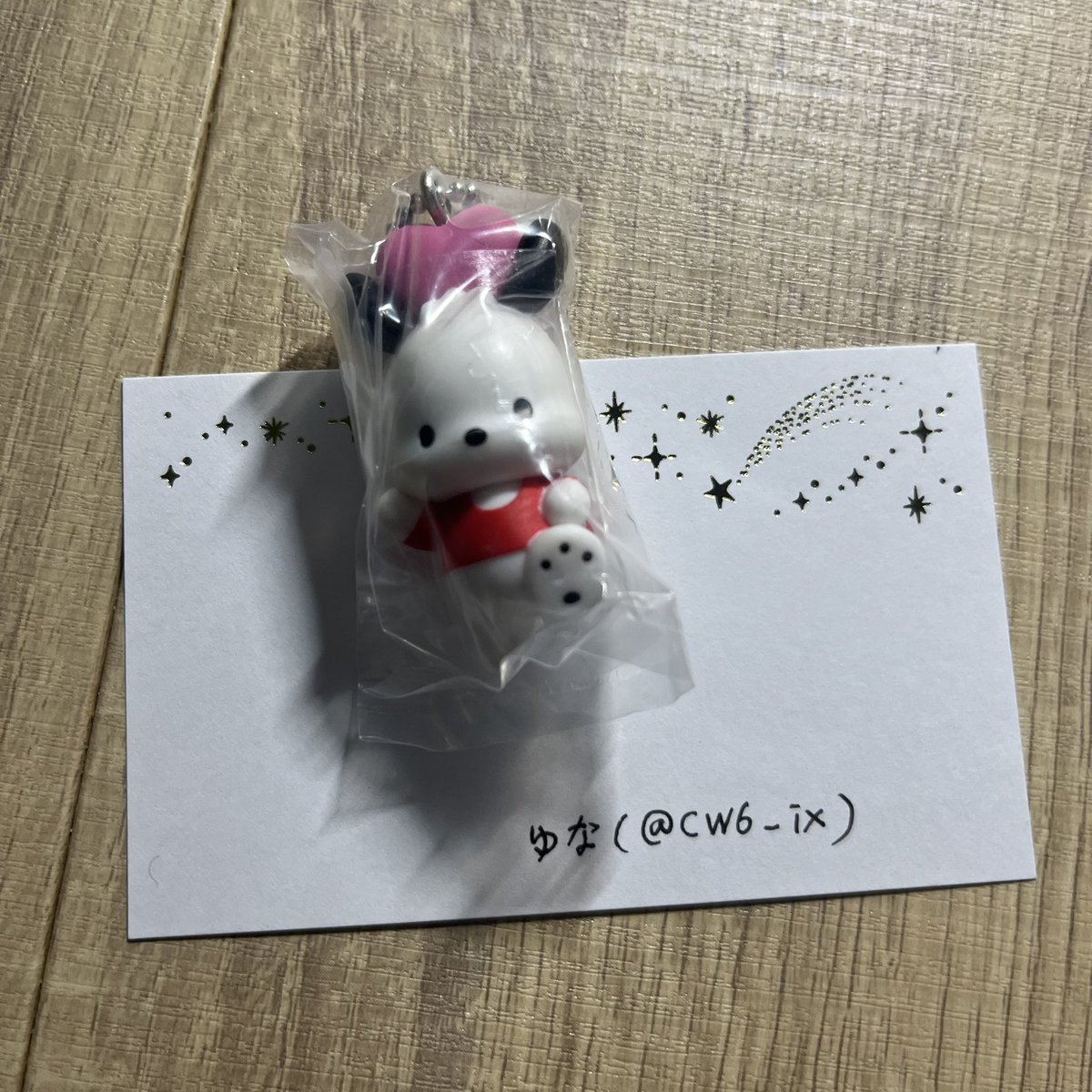 cw6_ix's tweet photo. @___trhkx0812 初めまして、こんばんは。夜分遅く検索より失礼致します。
こちらポチャッコ所持しているのですが、シナモンとの交換は可能でしょうか？同日発送郵送での交換大丈夫です。ご検討よろしくお願い致します。 https://t.co/om7SRrB21h