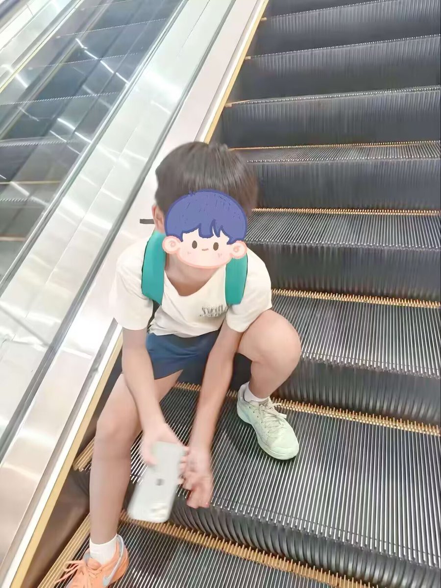 tum2f5's tweet photo. 爱我不要离开我 https://t.co/0Lw1VDA9Dt