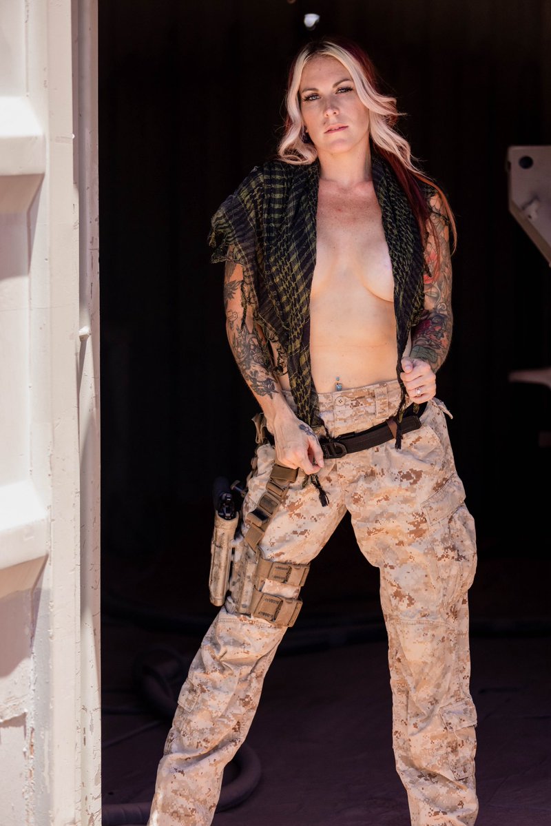 TattedJane's tweet photo. It’s friYAY! Who’s ready to blow some shit up this weekend?? https://t.co/iPN0w2tEz5