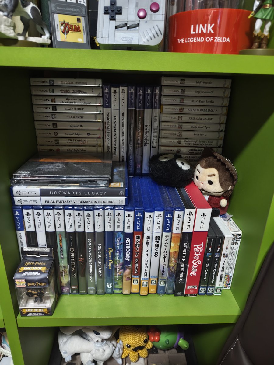 PitGnomo's tweet photo. El formato físico efectivamente está muerto.... #NoCDnoPlaystation https://t.co/Vj9oj5U3Pu